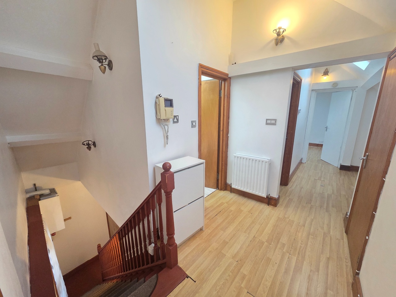Additional image 3 of 2 Bed Flat, Stockwell Road, SW9, N1 7GU
