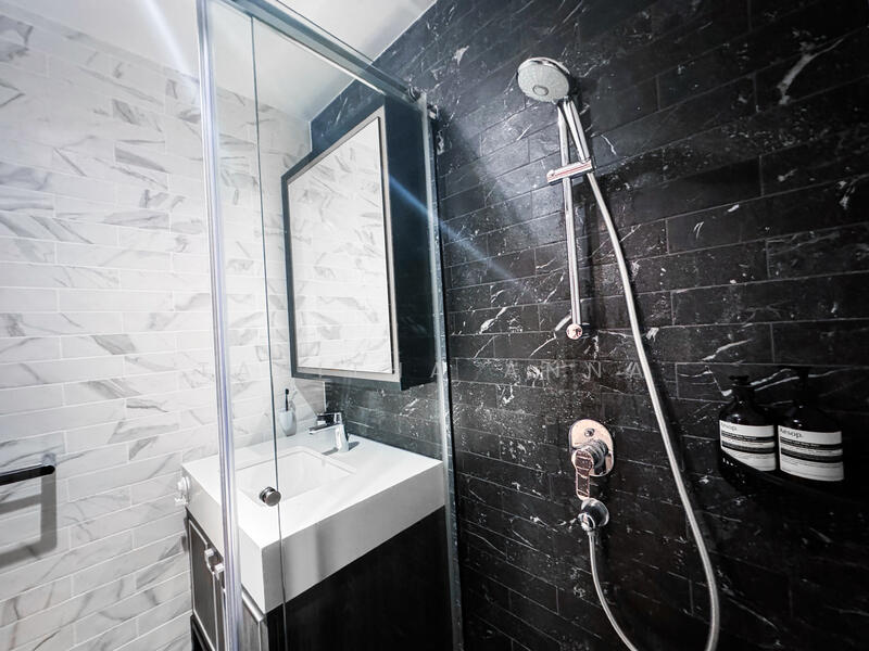 Additional image 7 of 8 Rifle Range Road