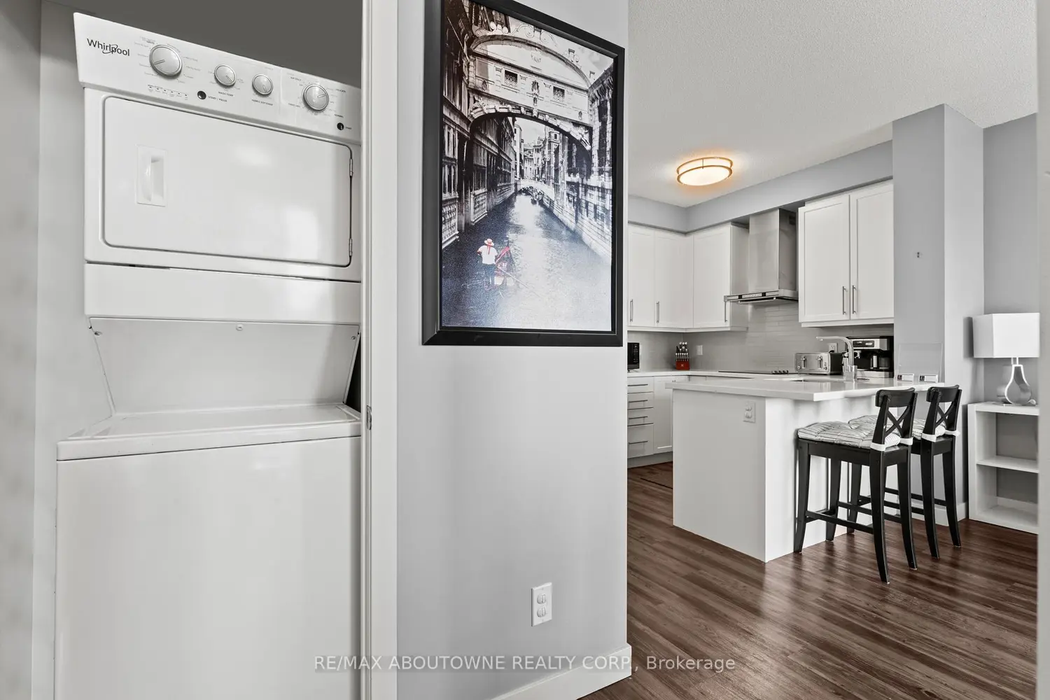 Additional image 6 of 2087 Fairview Street 906