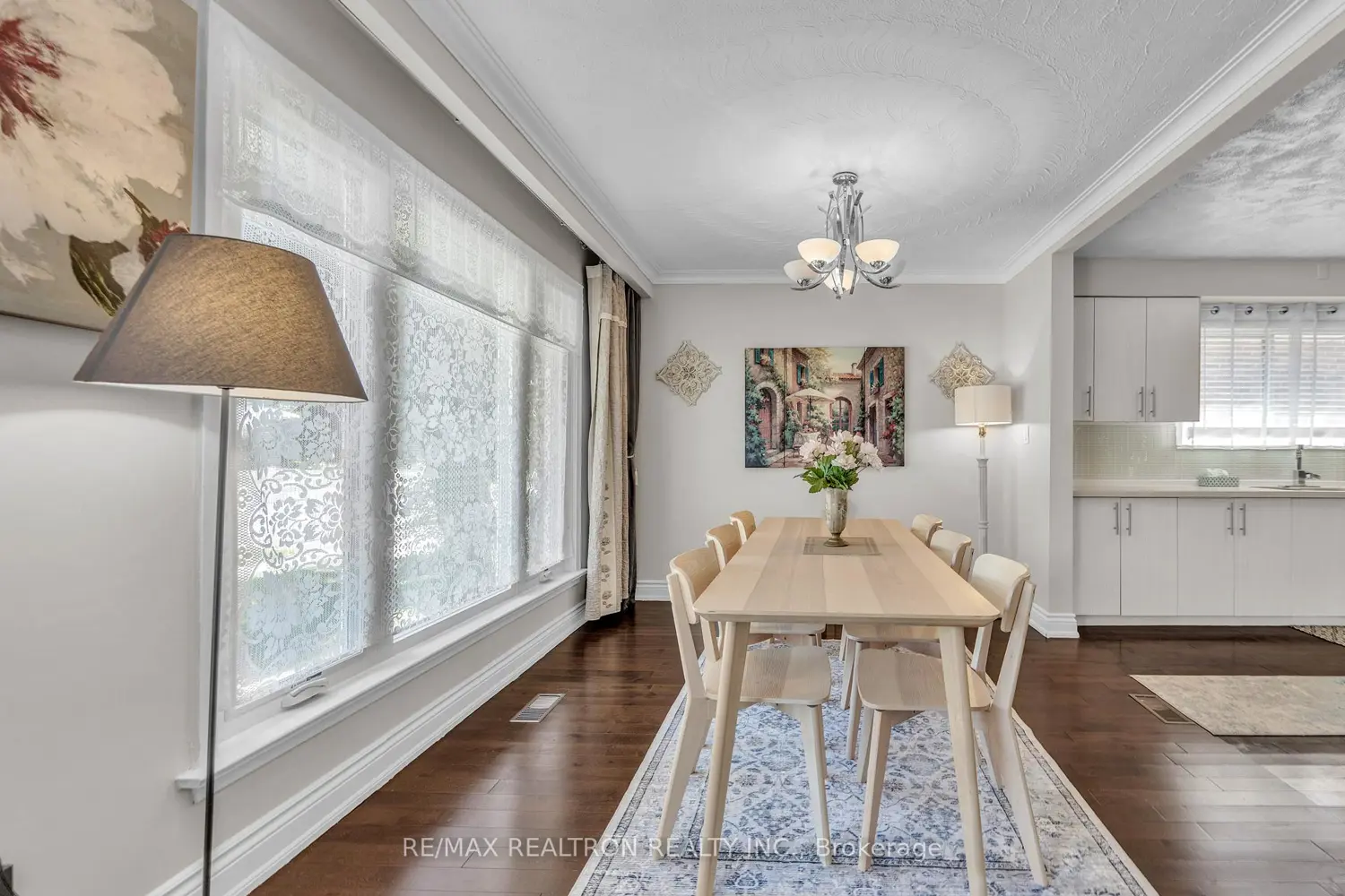 Additional image 7 of 926 Willowdale Avenue
