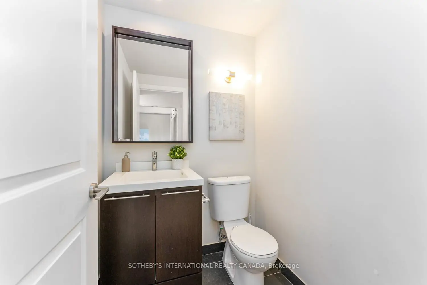 Additional image 13 of 100 Harrison Garden Boulevard 824