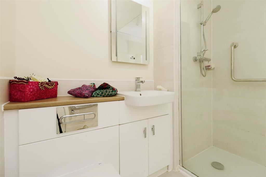 Additional image 17 of 1 bed flat for saleSummerfield Place, 117 Wenlock Road, Shrewsbury SY2