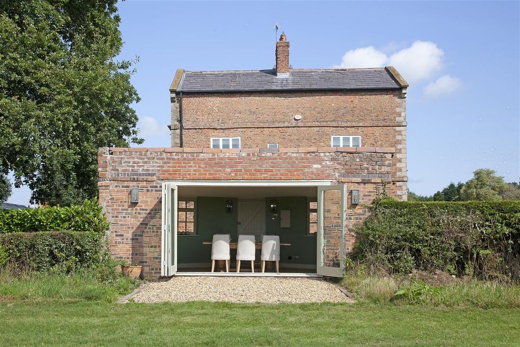 Additional image 59 of 6 bed detached house for saleWhitchurch Road, Milton Green, Chester CH3
