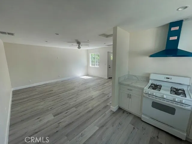 Additional image 14 of 7019 Geyser Avenue, Reseda, CA 91335