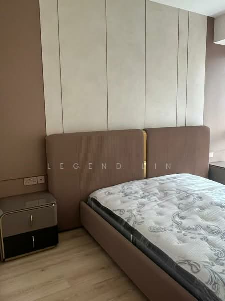 86 Orchard Boulevard