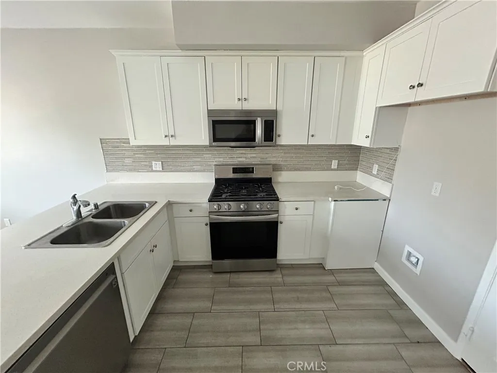 Additional image 49 of 13665 Arrow Rte Unit 9, Fontana, CA 92335