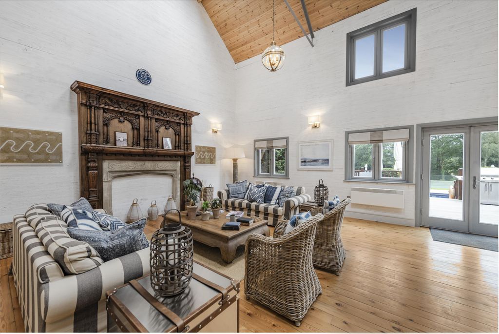 Additional image 19 of 2 bed flat for saleKings Ride, Ascot, Berkshire SL5
