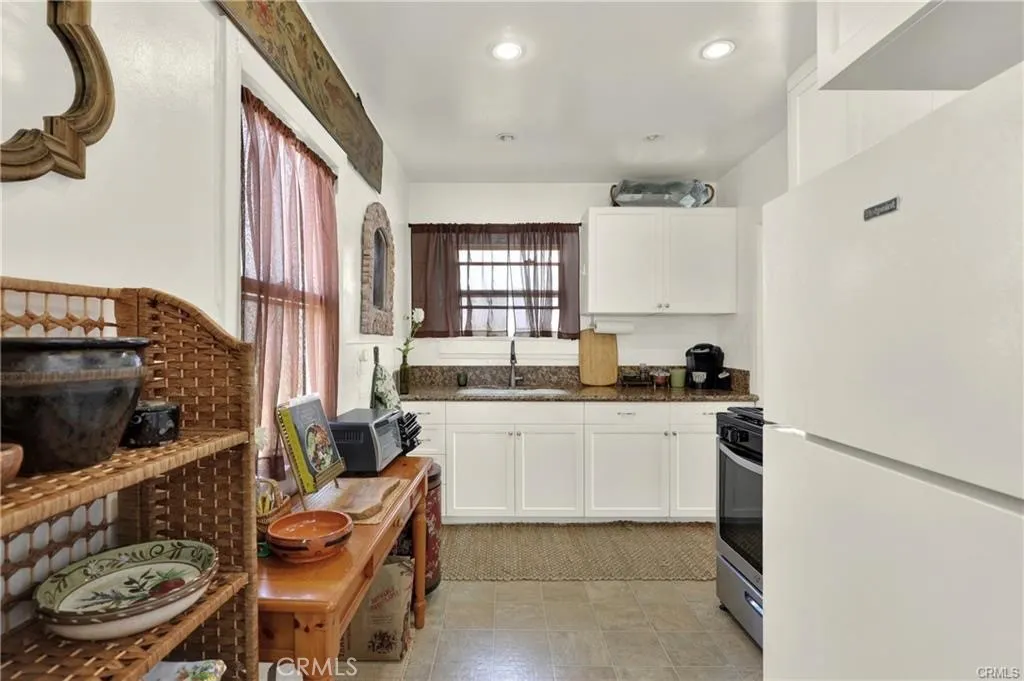 Additional image 22 of 832 15th Pl, Hermosa Beach, CA 90254