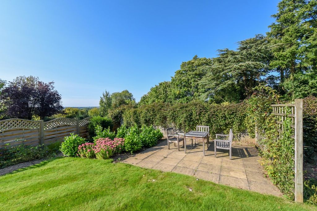 Additional image 18 of 3 bed flat for saleHenley Road, Claverdon, Warwickshire CV35