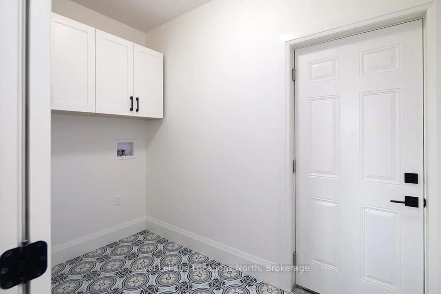 Additional image 7 of 4 Hilton Lane 32