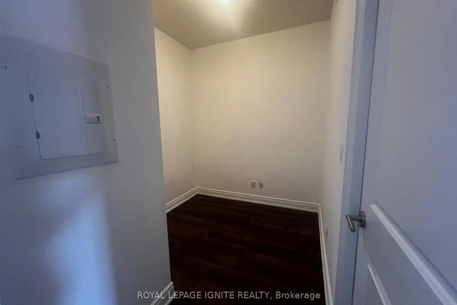 Additional image 9 of 99 South Town Centre Boulevard B701