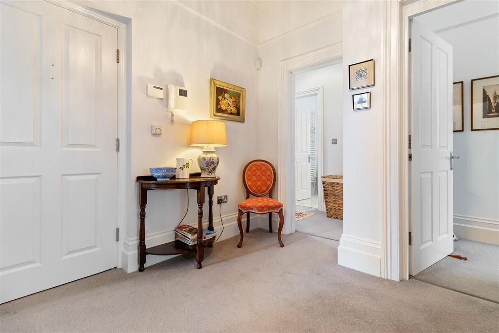 Additional image 13 of 3 bed flat for saleVictoria Road, Malvern WR14