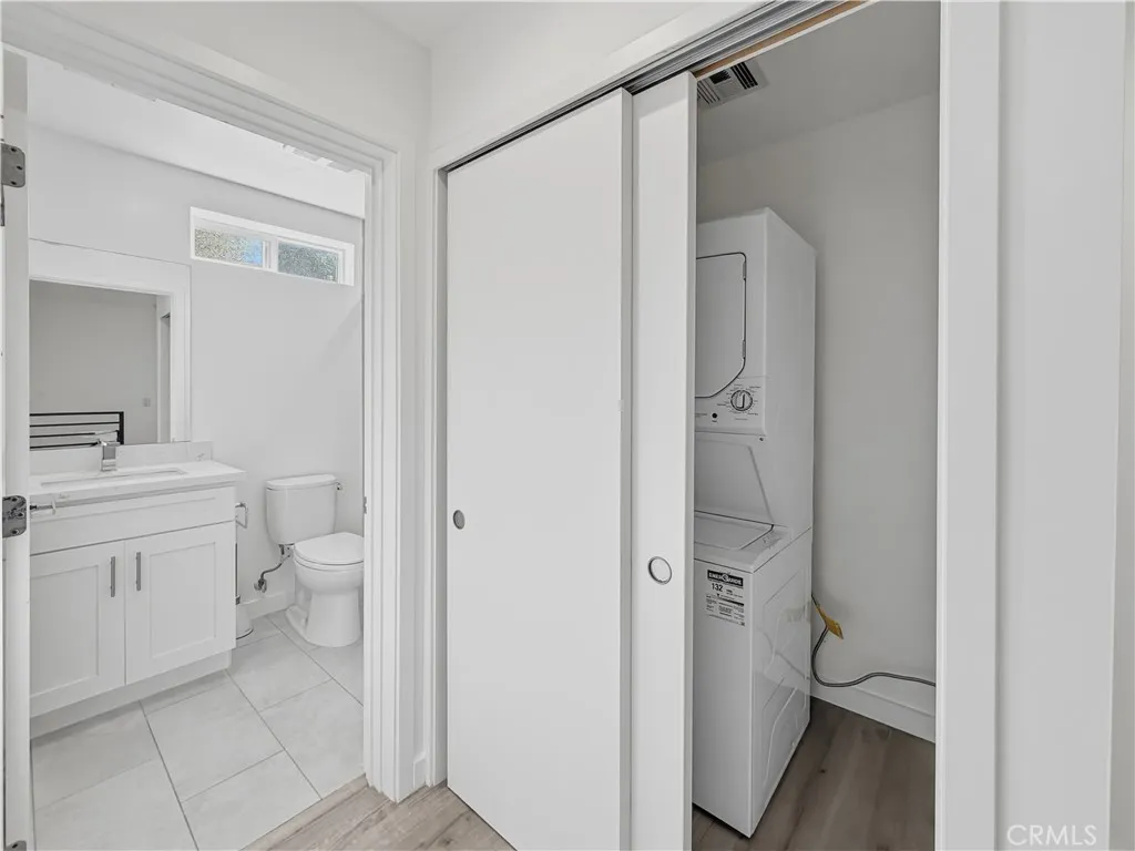 Additional image 21 of 10918 Hesby Street, North Hollywood, CA 91601