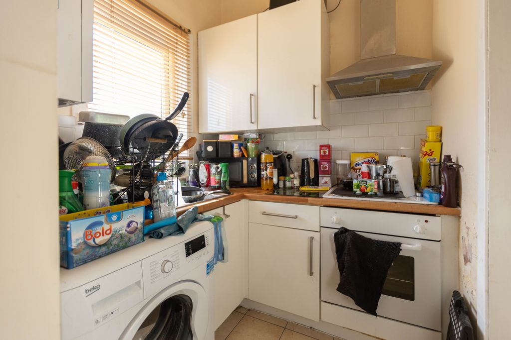 Additional image 5 of 1 bed flat for saleBonnyton Road, Kilmarnock KA1