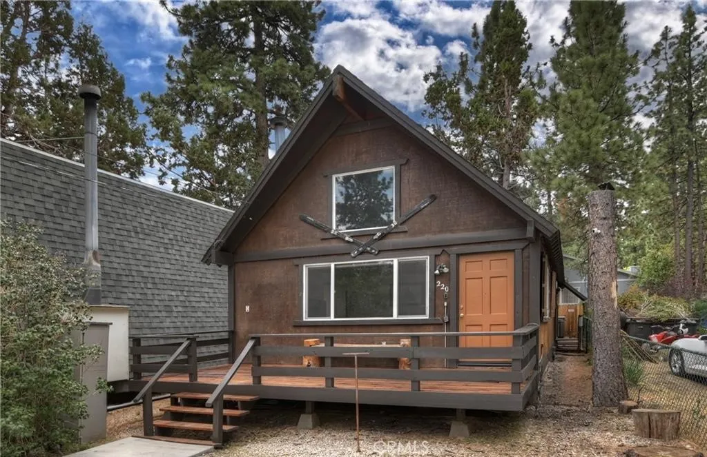 Additional image 3 of 220 E Angeles Blvd, Big Bear City, CA 92314