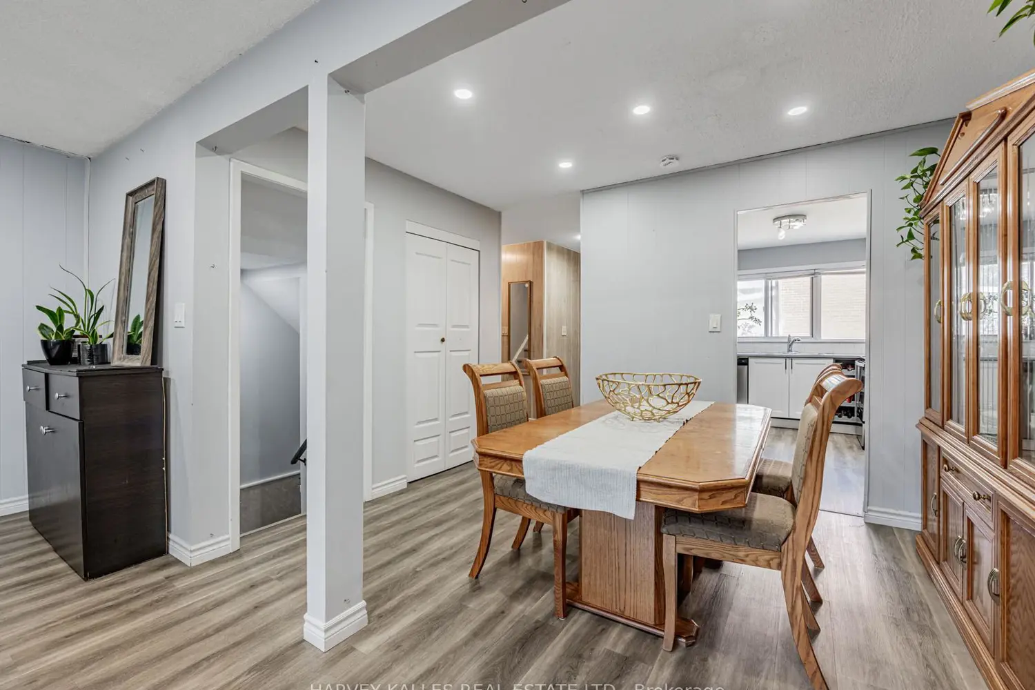 Additional image 8 of 349 Driftwood Avenue 1
