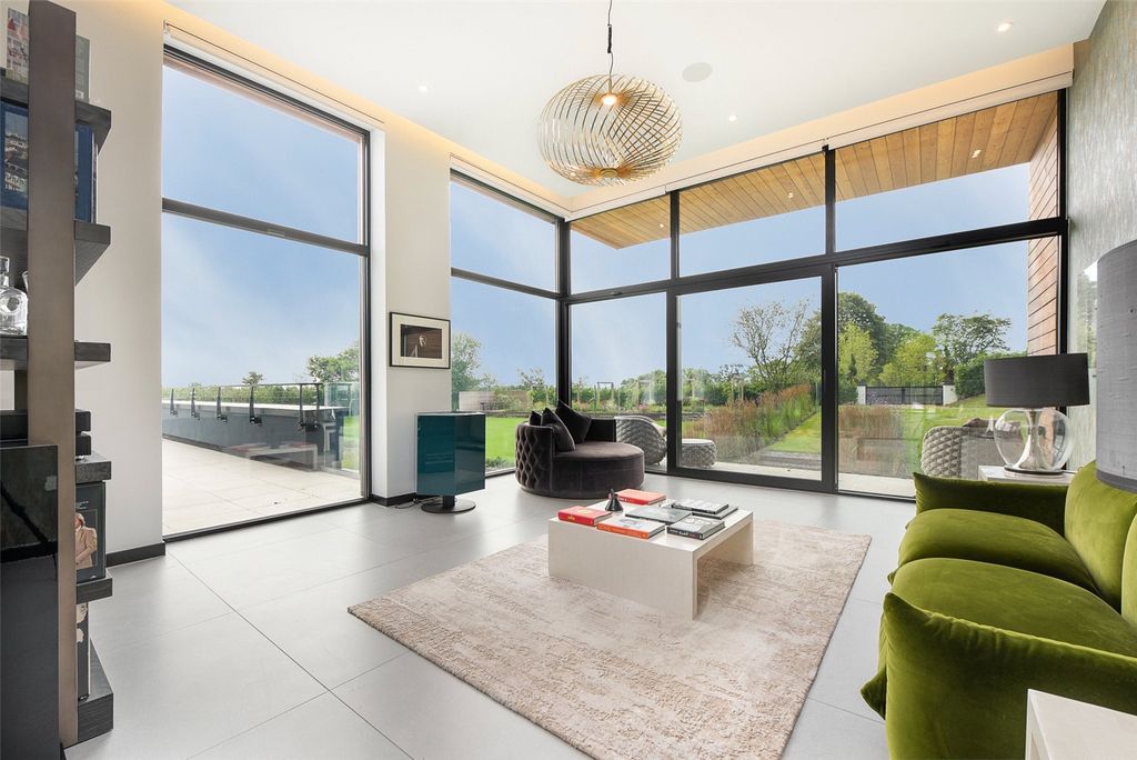 Additional image 5 of 5 bed detached house for saleHitcham Lane, Taplow, Maidenhead, Berkshire SL6