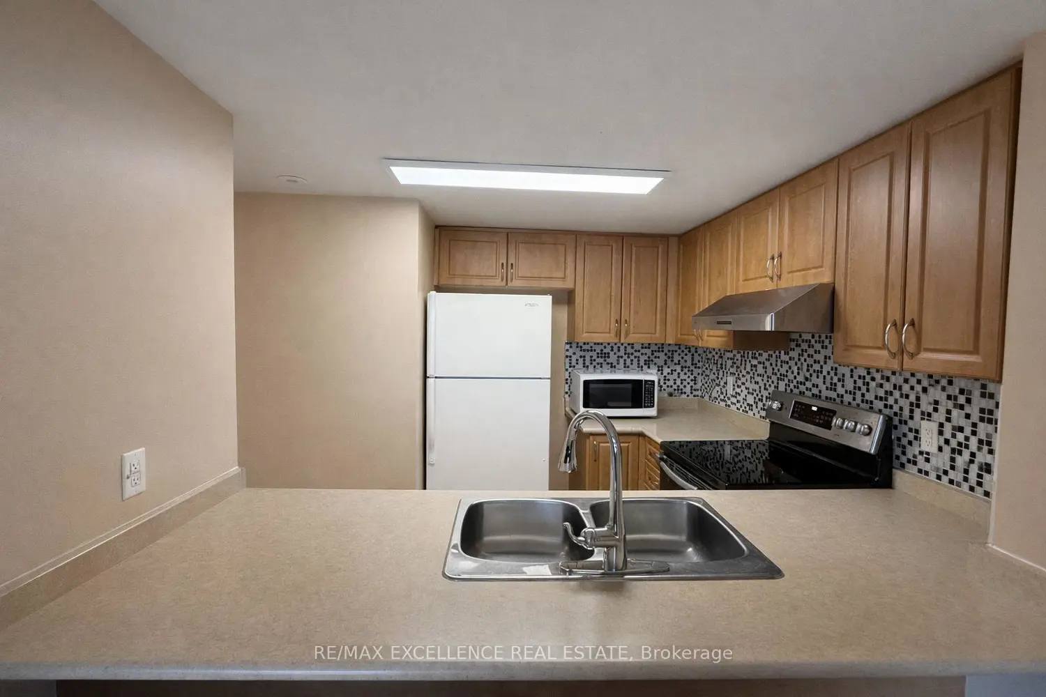 Additional image 3 of 3043 Finch Avenue 2033