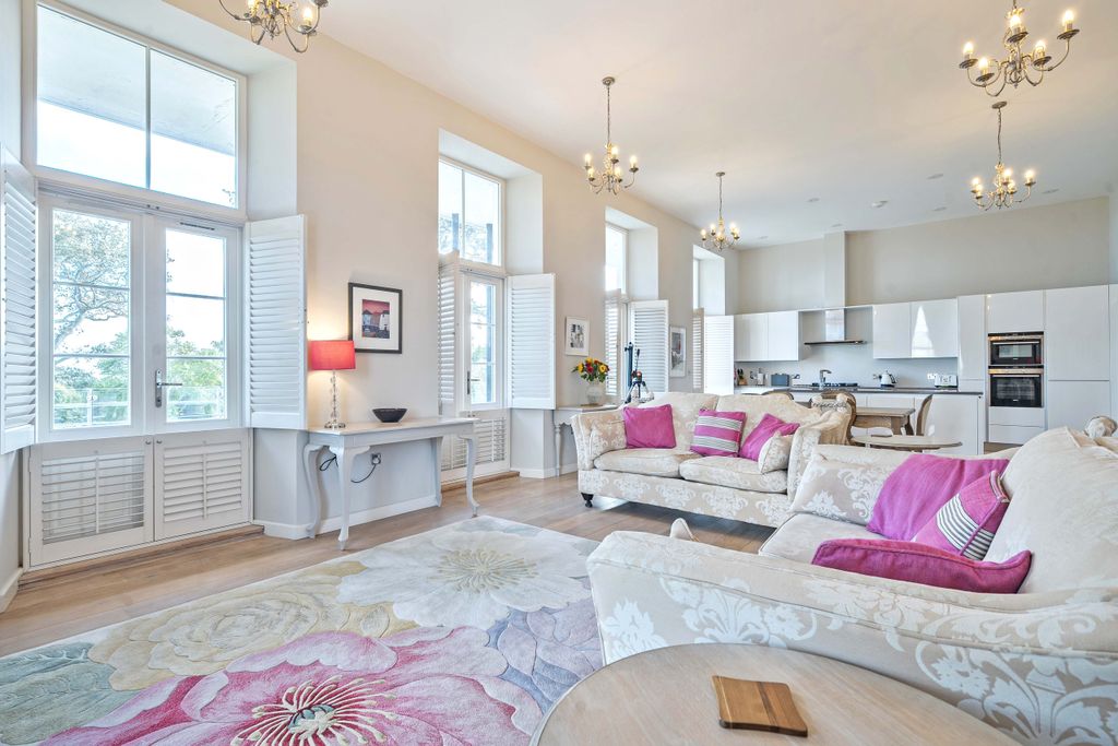 Additional image 5 of 2 bed flat for saleGyllyngdune Manor, Emslie Road, Falmouth, Cornwall TR11