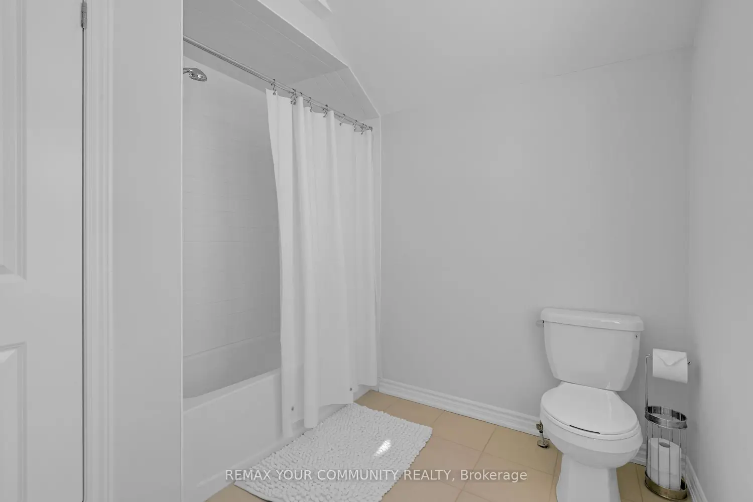 Additional image 13 of 1537 Prentice Road