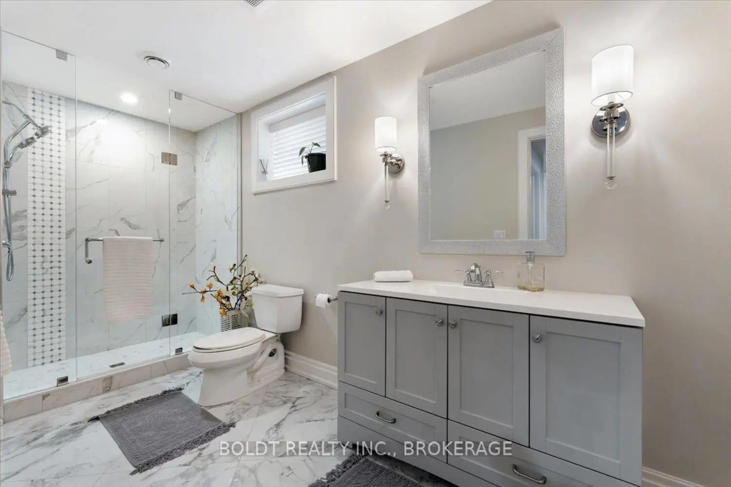 Additional image 17 of 1107 Balfour Street