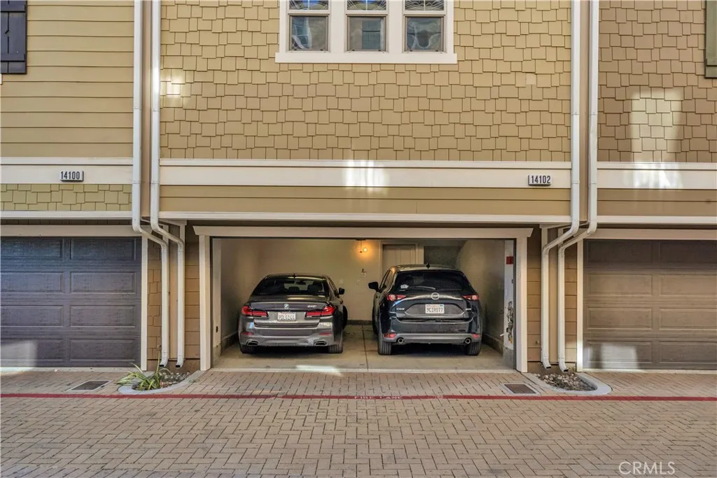 Additional image 52 of 14102 W Chapparel Lane, Van Nuys, CA 91405