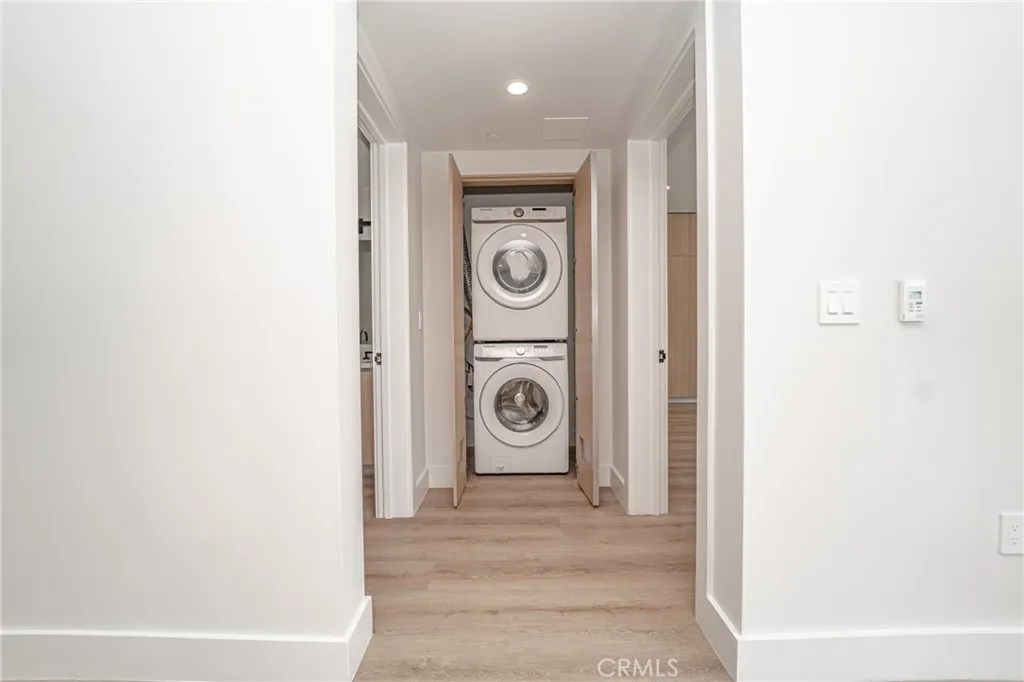 Additional image 16 of 2828 London Street Unit 206, Los Angeles, CA 90026