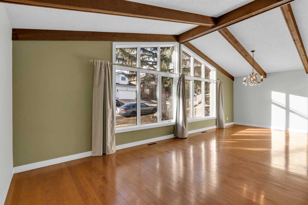 Additional image 4 of 15 Beaconsfield Place NW, Calgary, AB, T3K 1W8