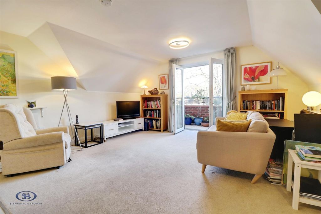 Additional image 3 of 2 bed flat for saleThe Oaks, Cedar Avenue, Alsager ST7