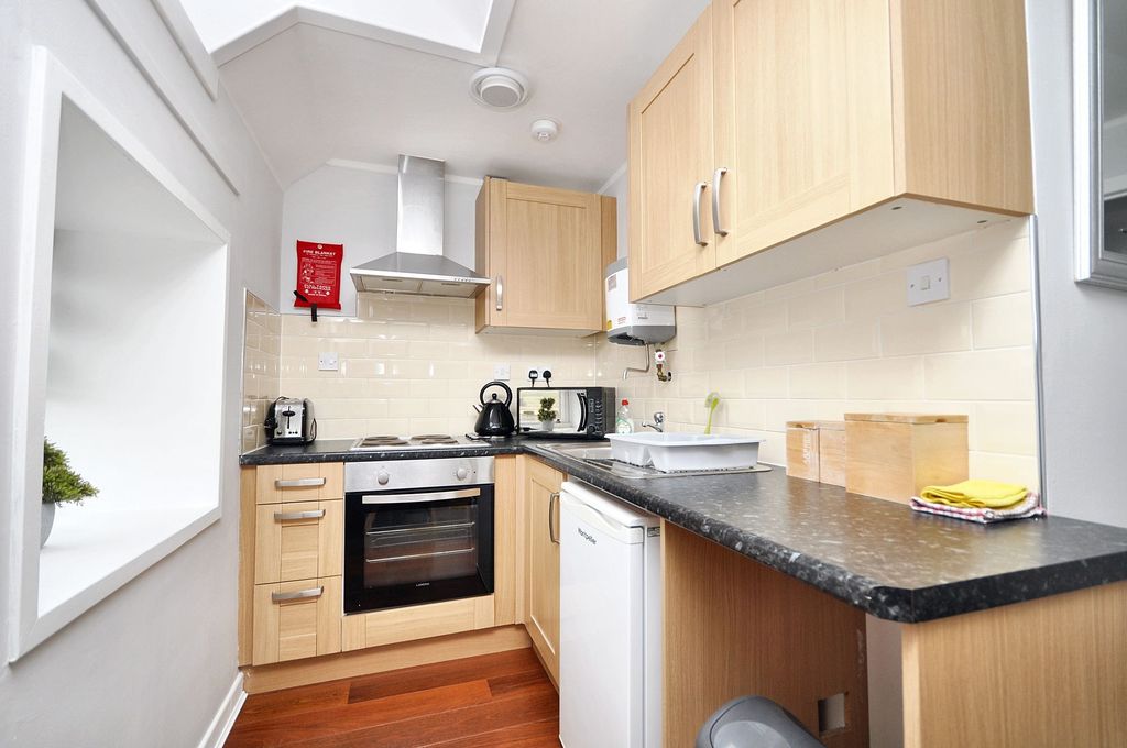 Additional image 12 of 2 bed flat for sale102 Queen Street, Newton Stewart DG8