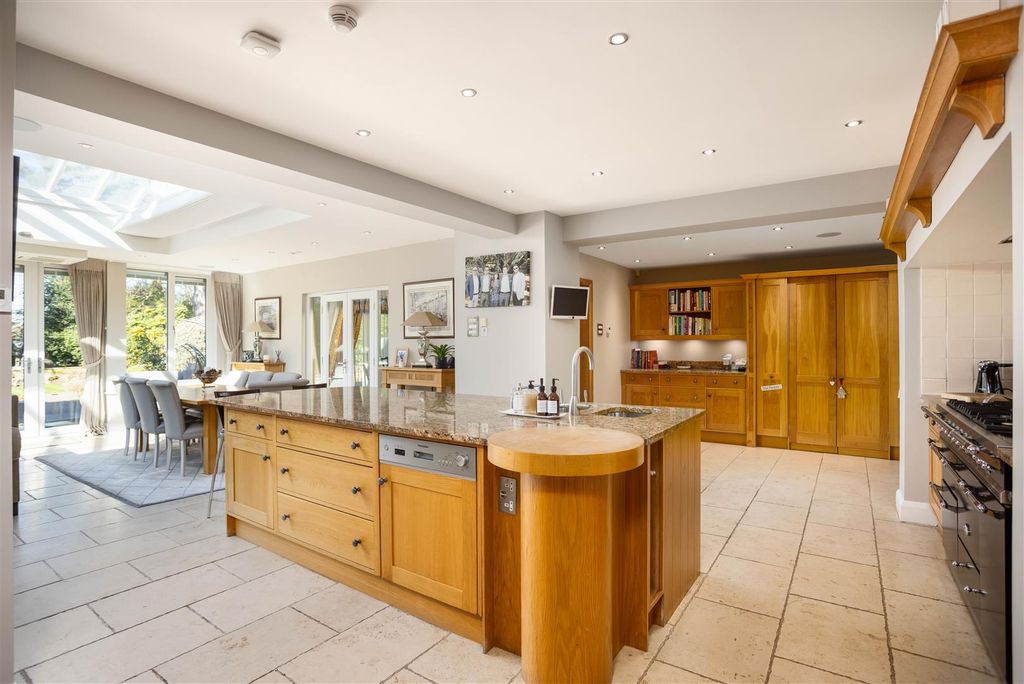 Additional image 4 of 6 bed detached house for saleSandmoor Avenue, Alwoodley, Leeds LS17