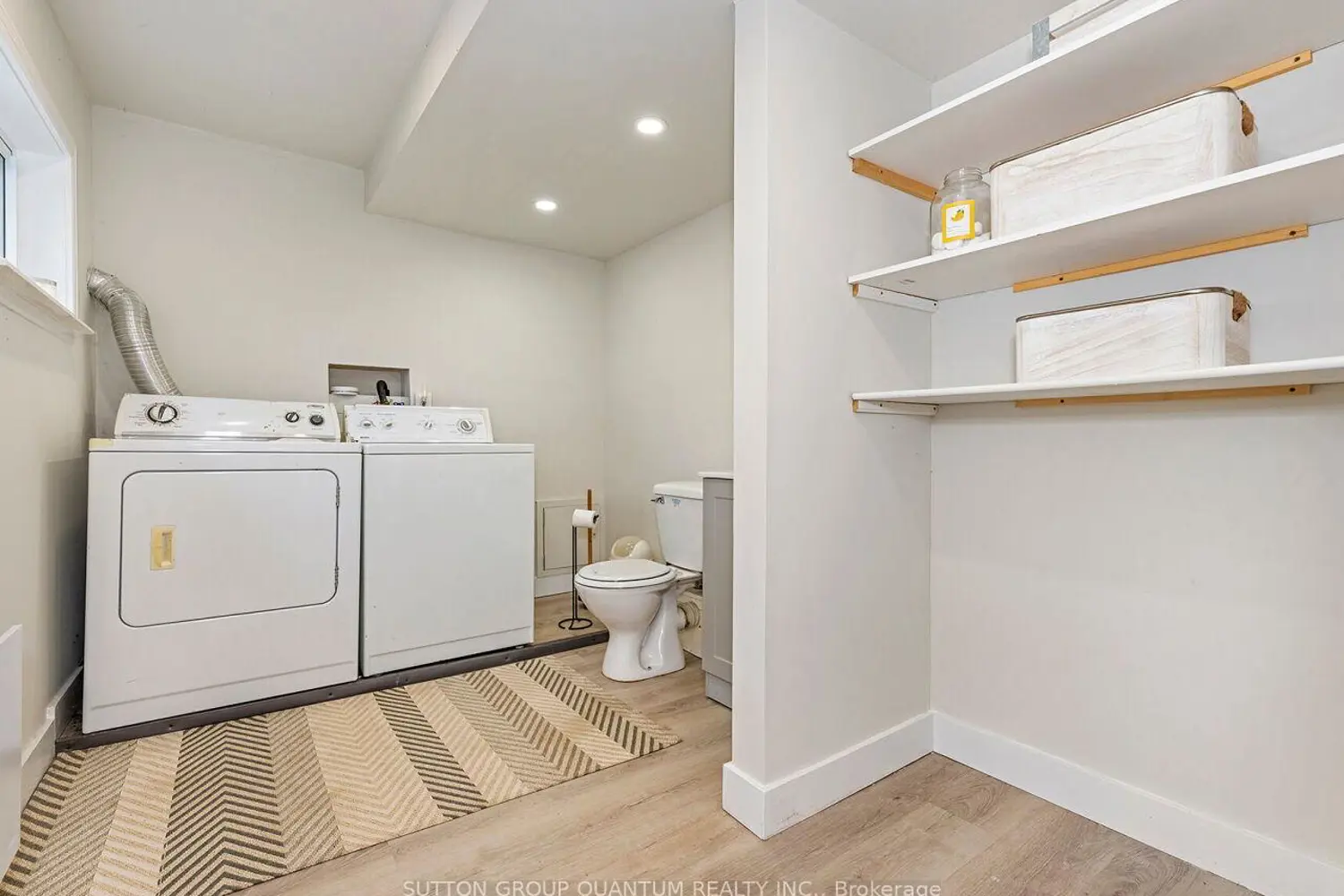 Additional image 16 of 1006 Youngs Road #8