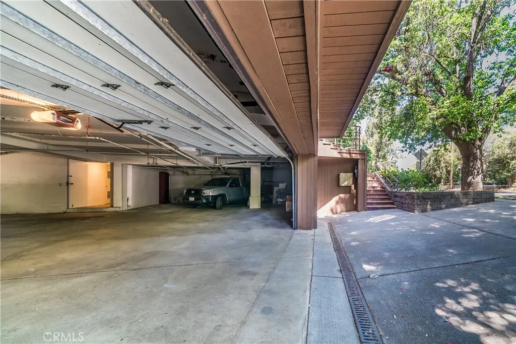 Additional image 57 of 13236 Valleyheart Dr Unit 102, Studio City, CA 91604