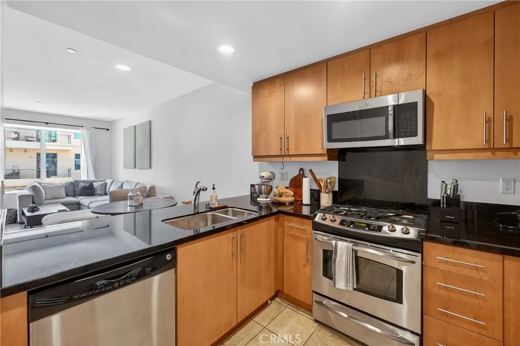 Additional image 19 of 150 The Promenade N Unit 415, Long Beach, CA 90802