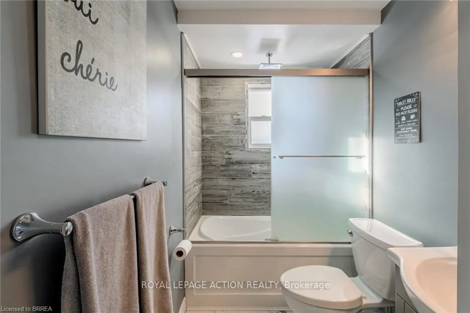 Additional image 15 of 42 East 31St Street