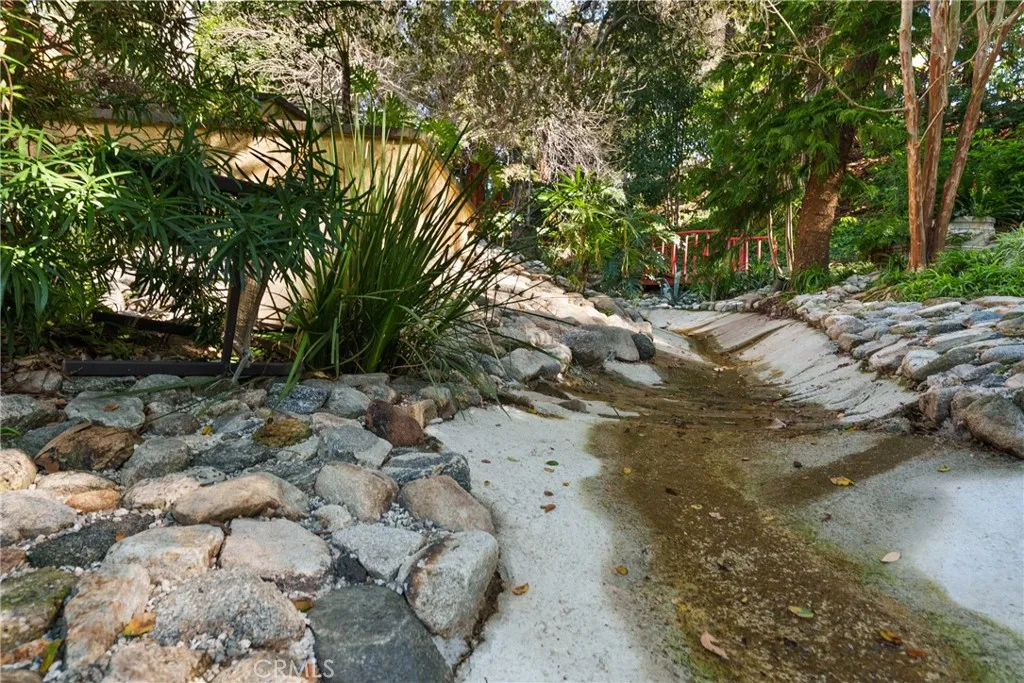 Additional image 48 of 809 Highland Drive, La Canada Flintridge, CA 91011