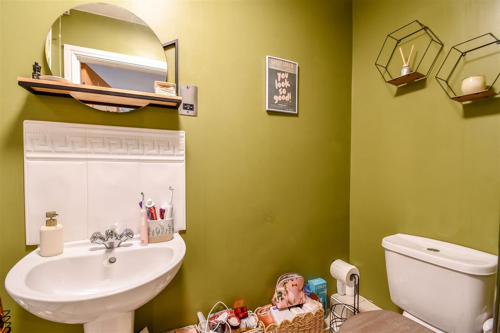 Additional image 14 of 2 bed flat for saleHeol Cilffrydd, Barry CF63