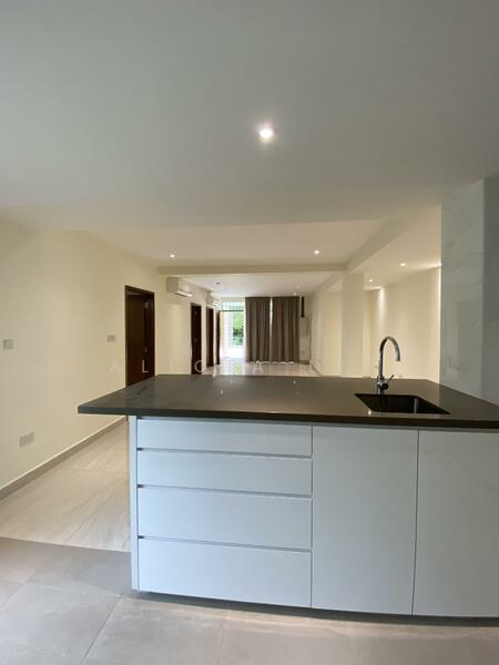 Additional image 10 of 122 - 128B,  Grange Road