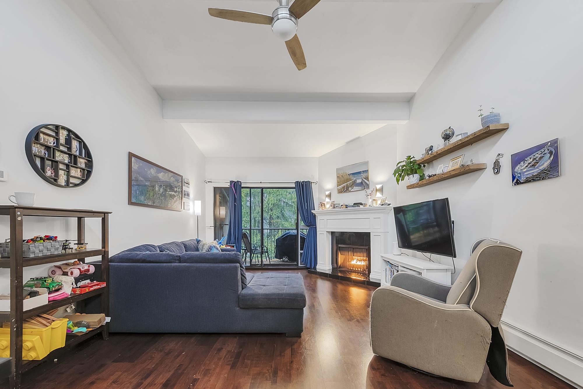 Additional image 6 of 326-9101 Horne Street, Burnaby, BC, V3N 4M3