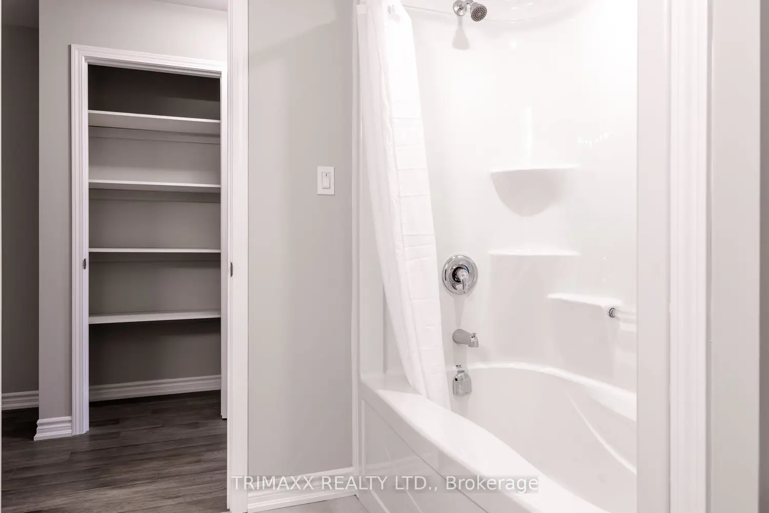 Additional image 5 of 25B Oakdale Avenue