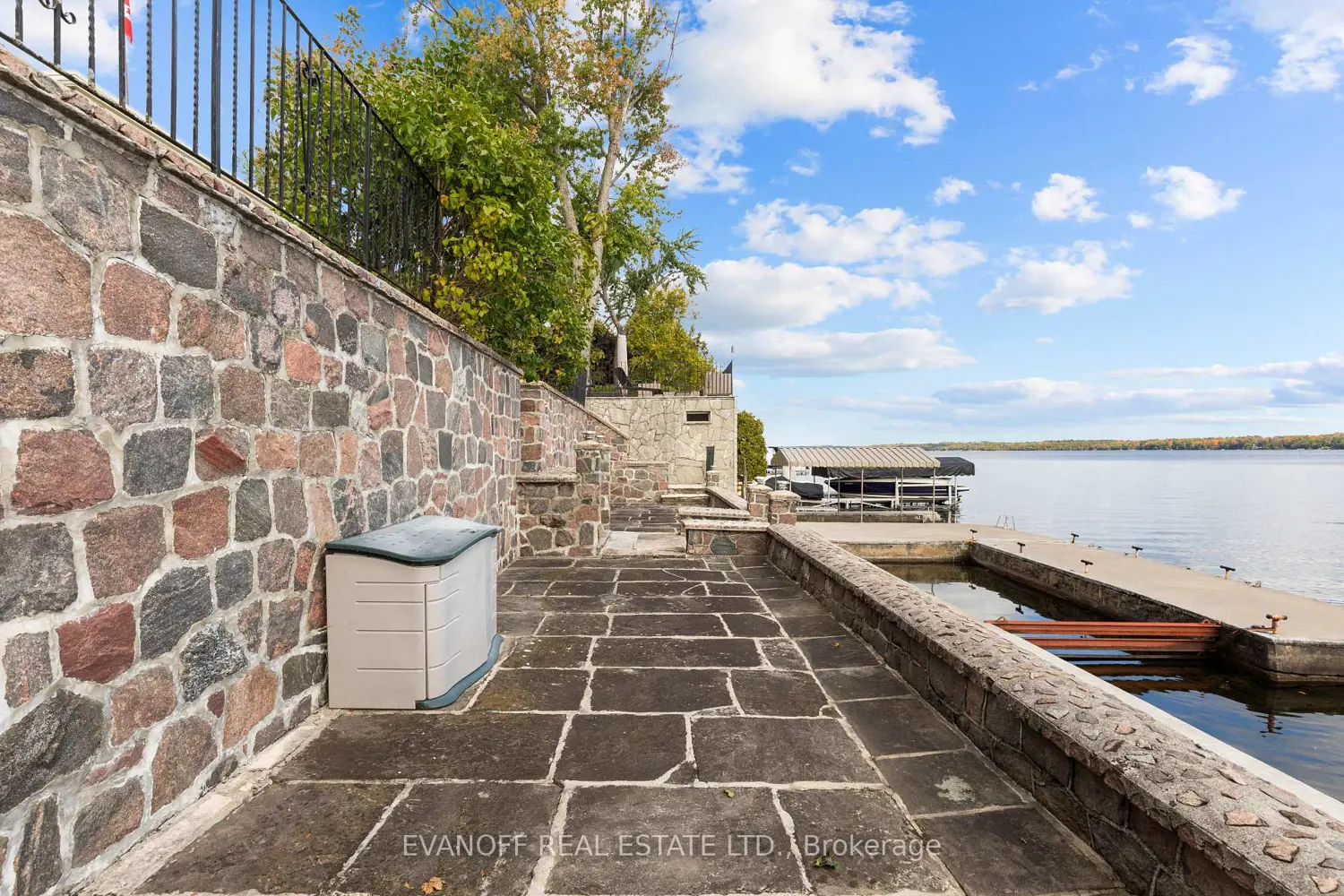 Additional image 17 of 20 Lakeview Park Road