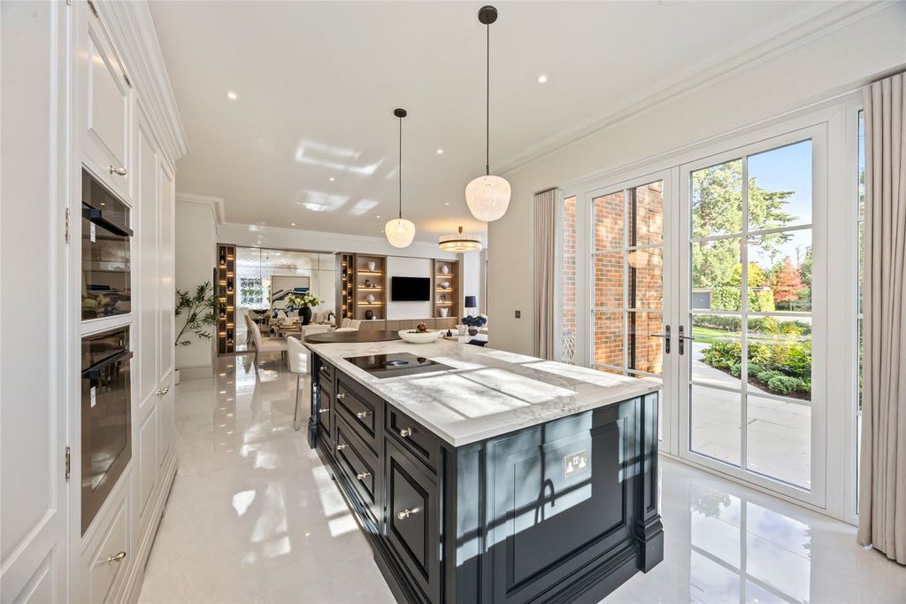 Additional image 7 of 3 bed flat for saleLondon Road, Ascot, Berkshire SL5