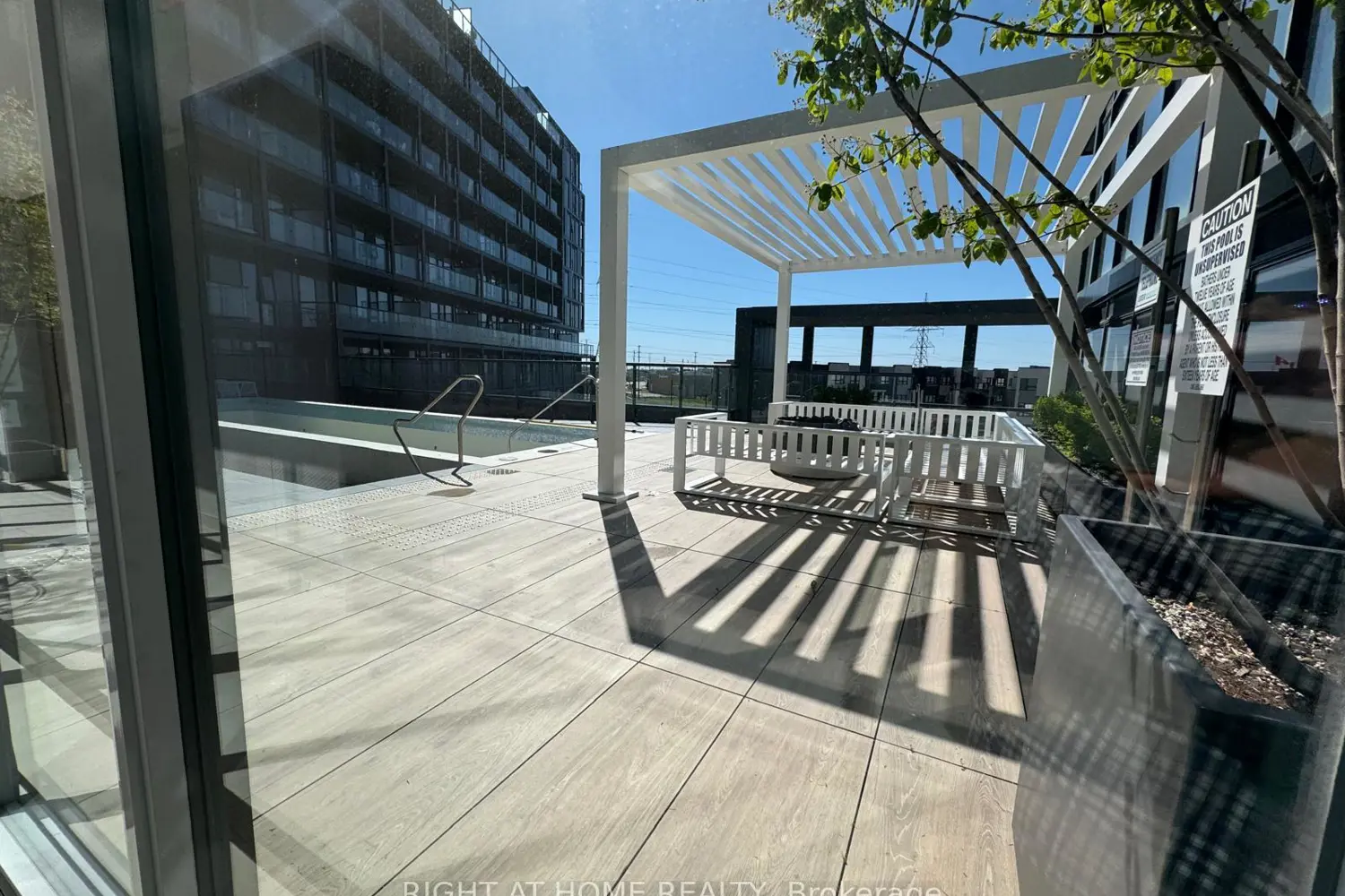 Additional image 11 of 3200 Dakota Common B1010