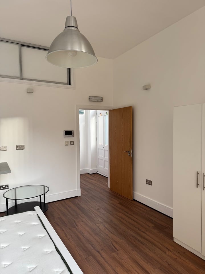 Additional image 3 of Studio Flat, Finchley Road, NW3, N1 7GU