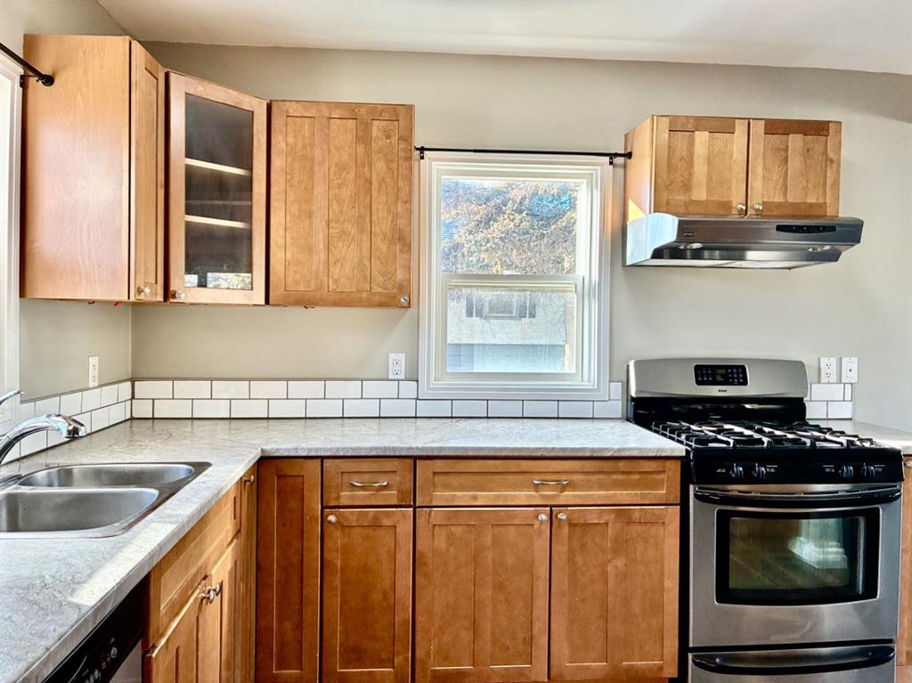 Additional image 5 of 10113 108 Avenue, Grande Prairie, AB, T8V 1P2