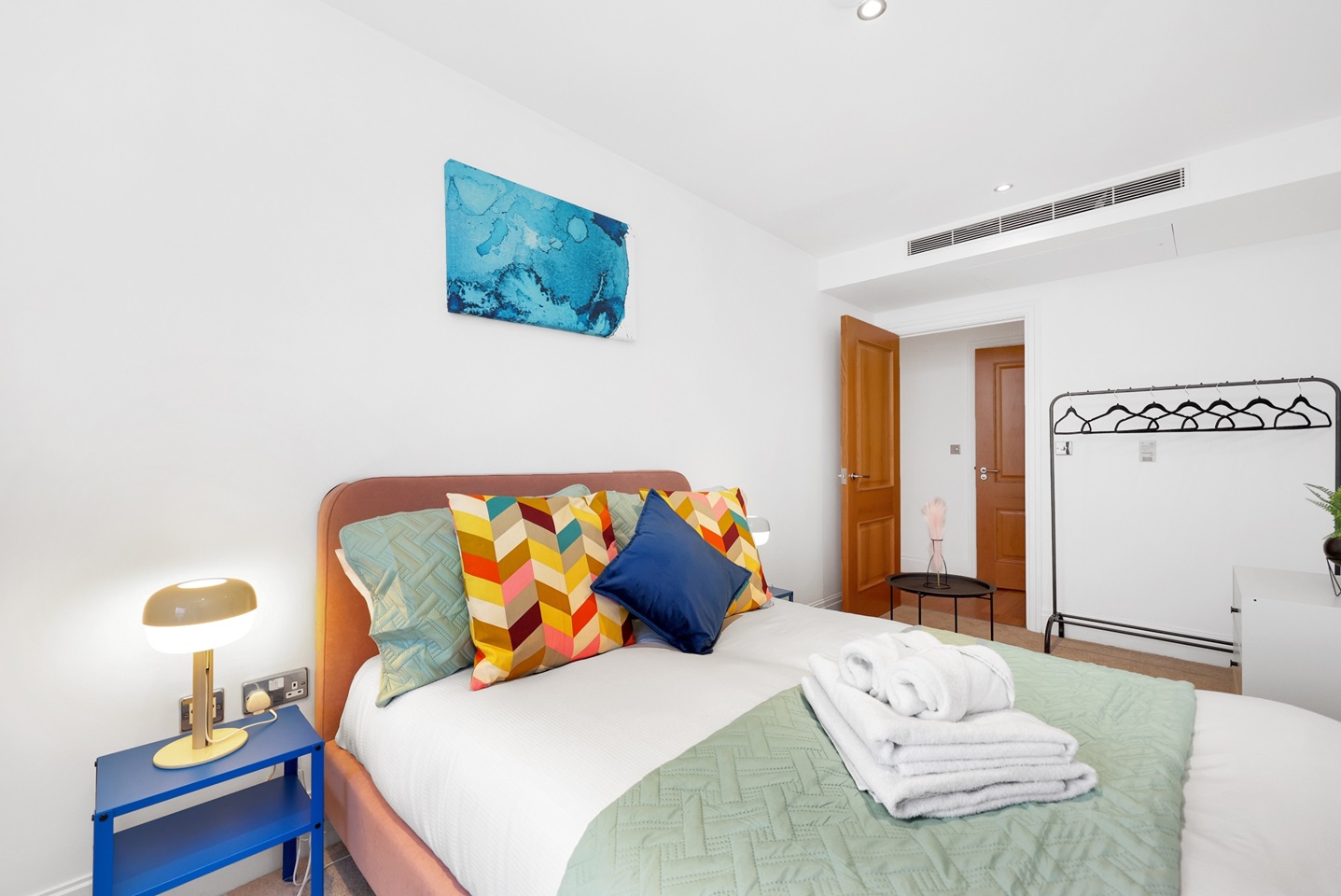 Additional image 20 of 3 Bed Flat, Thames Point, SW6, N1 7GU