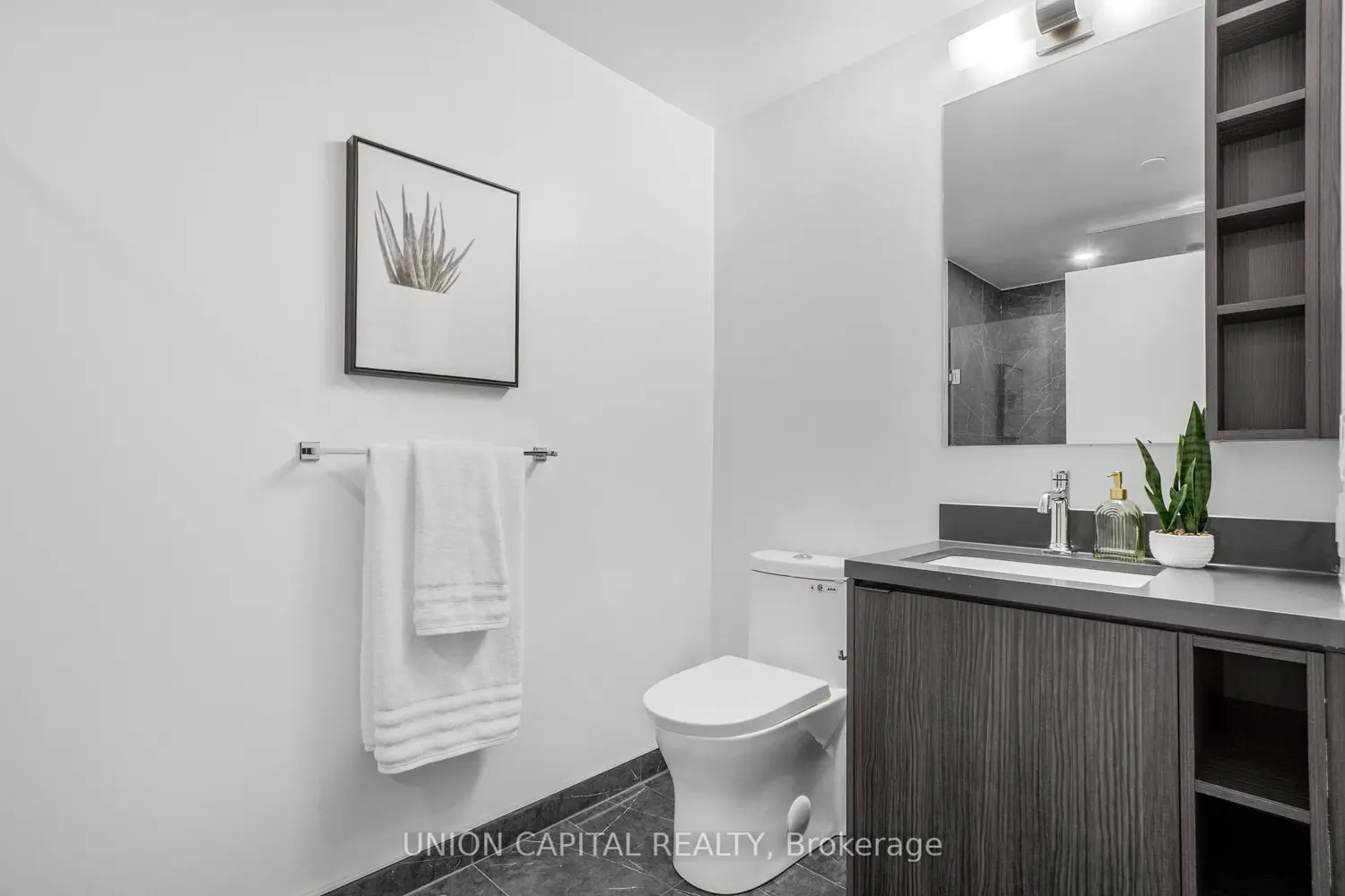 Additional image 13 of 252 Church Street 1801