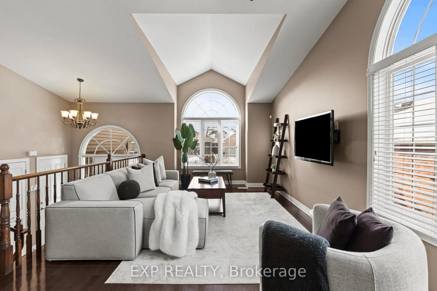 Additional image 5 of 6296 Parkside Road