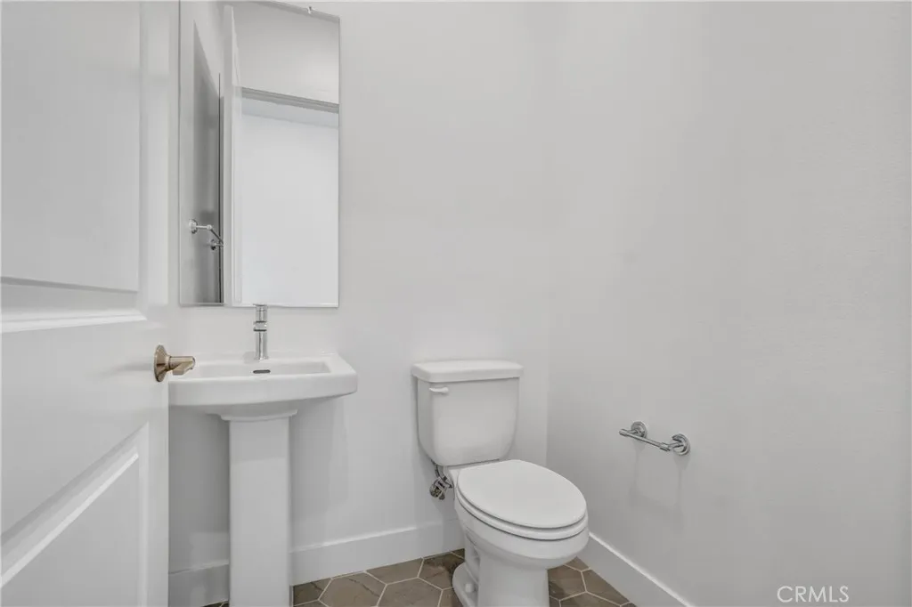 Additional image 43 of 102 Pansy, Irvine, CA 92618