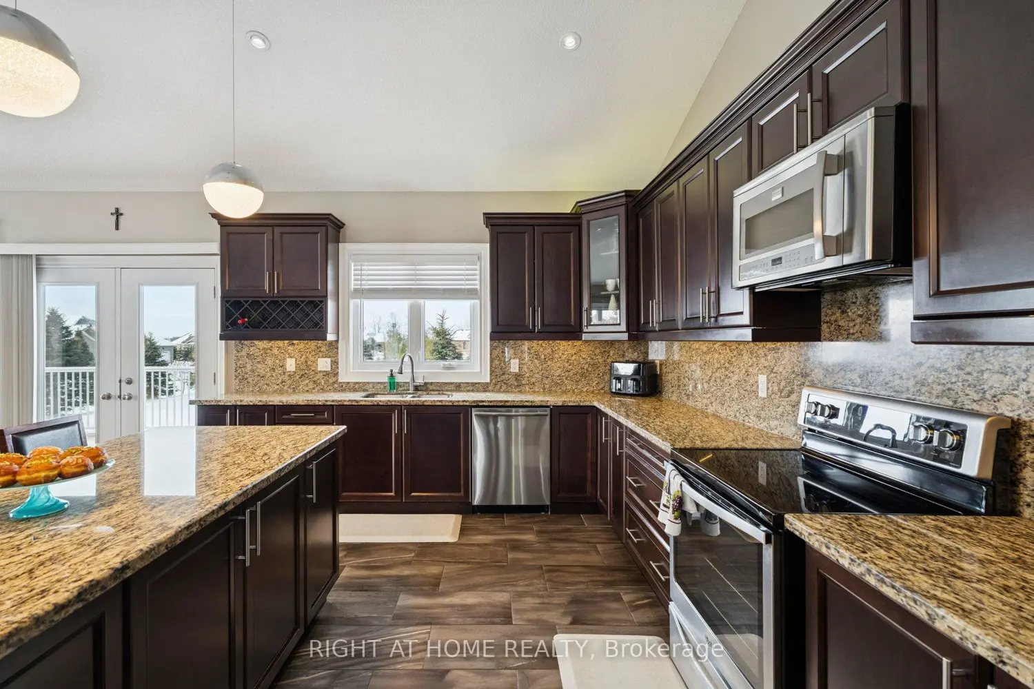 Additional image 8 of 10 Brolley Crescent